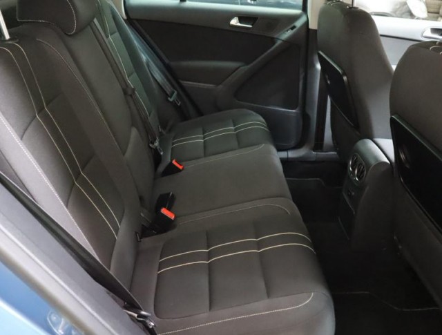 Volkswagen Tiguan  2.0 TSI 