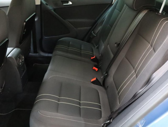 Volkswagen Tiguan  2.0 TSI 