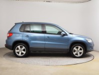 Volkswagen Tiguan  2.0 TSI 
