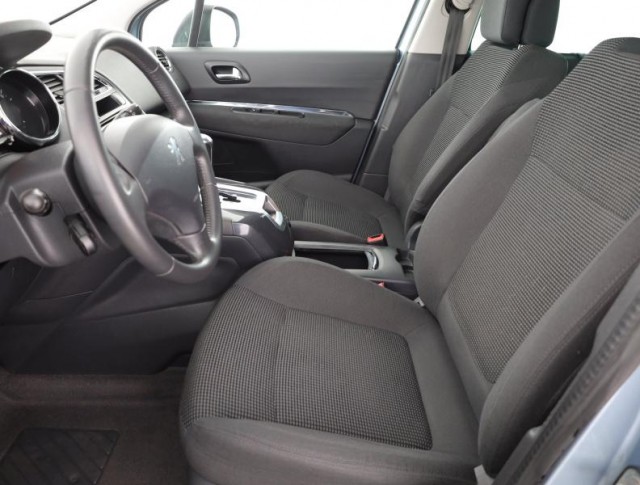 Peugeot 5008  2.0 HDI 