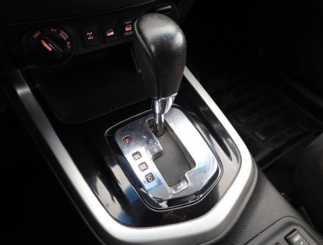 Nissan Navara  2.3 dCi 