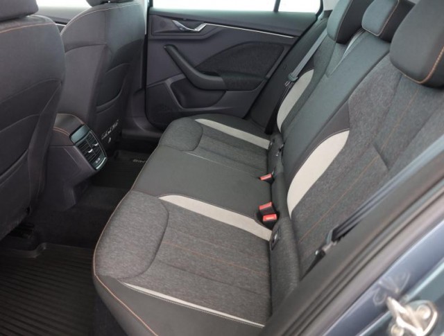 Škoda Kamiq  1.0 TSI Style