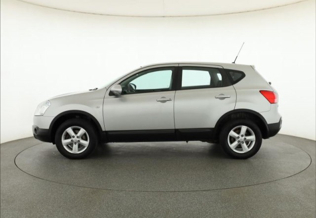 Nissan Qashqai  1.6 