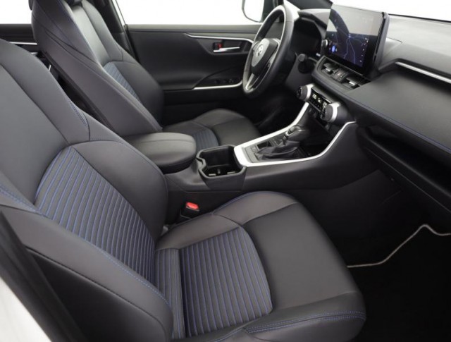 Toyota RAV 4  2.5 Hybrid Selection