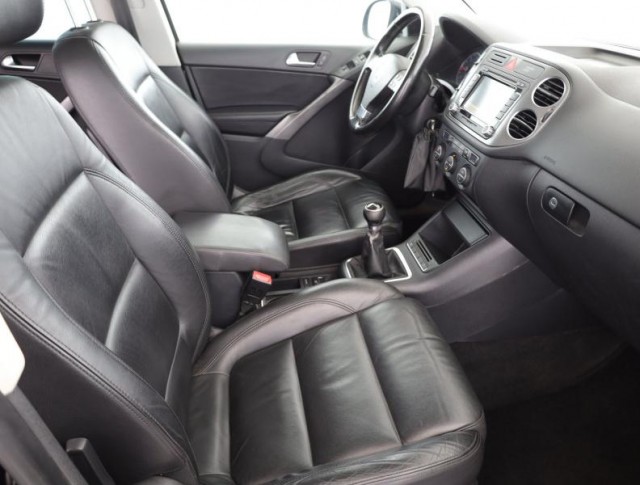 Volkswagen Tiguan  2.0 TDI 