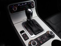 Volkswagen Touareg  3.0 TDI 