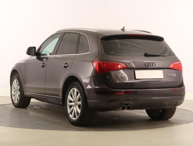 Audi Q5  2.0 TDI 