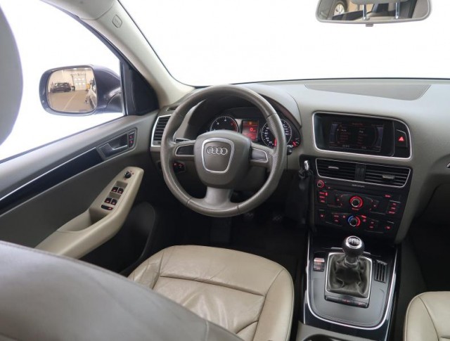 Audi Q5  2.0 TDI 