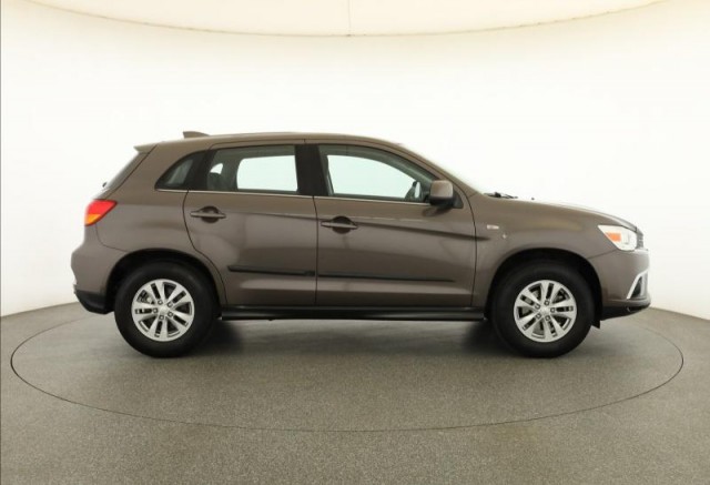 Mitsubishi ASX  1.6 MIVEC Invite
