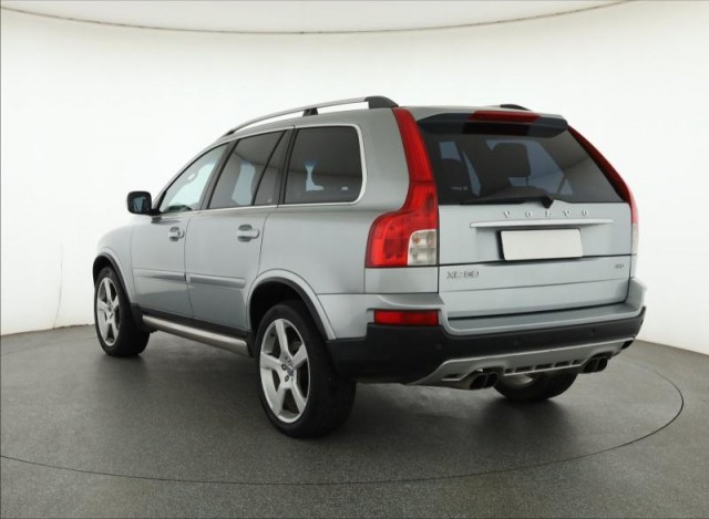 Volvo XC90  D5 R-Design