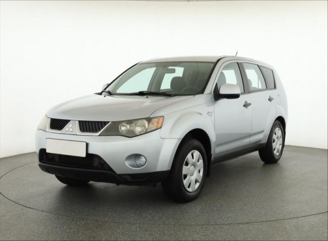 Mitsubishi Outlander  2.0 DI-D 