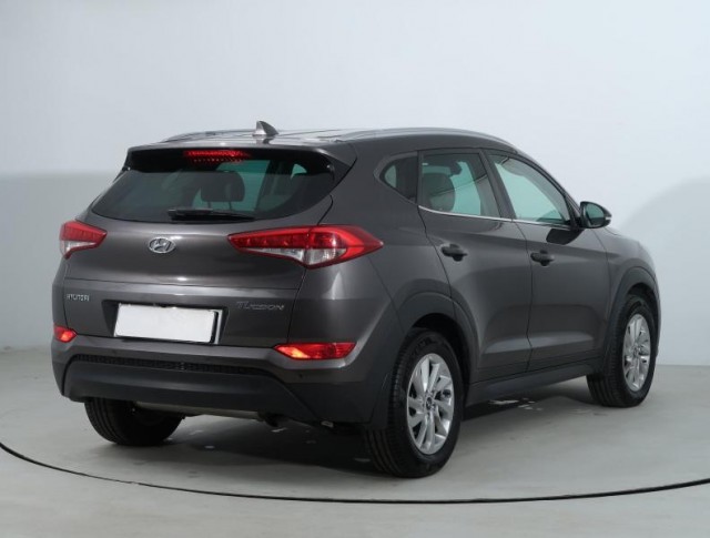 Hyundai Tucson  1.7 CRDi 