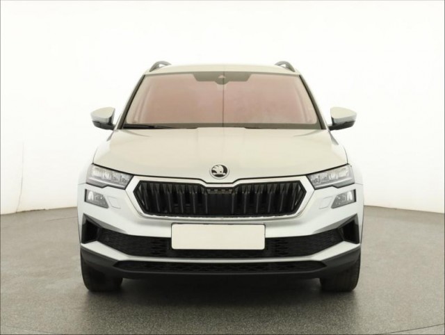Škoda Karoq  1.5 TSI Fresh