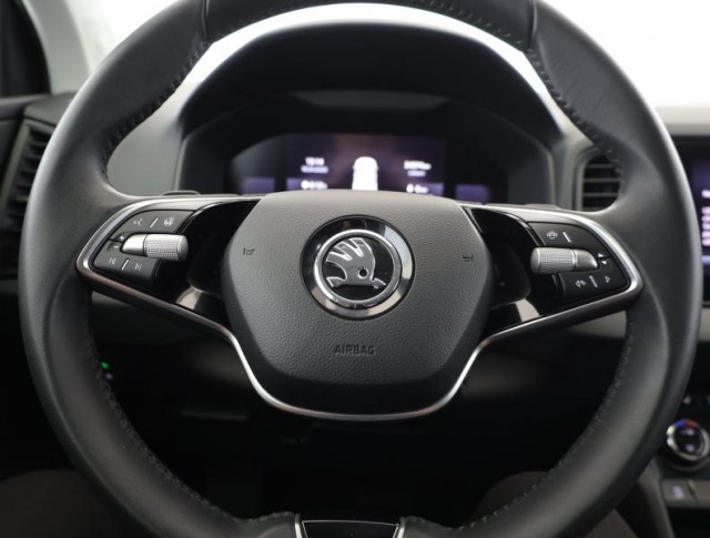 Škoda Karoq  1.5 TSI Fresh