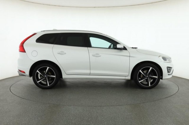 Volvo XC60  D5 R-Design