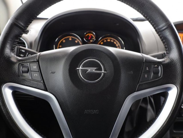Opel Antara  2.2 CDTI 