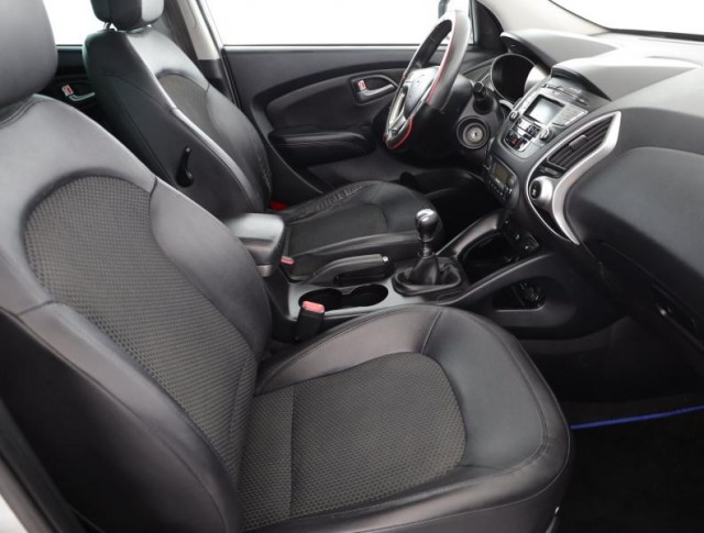 Hyundai ix35  2.0 CRDi 