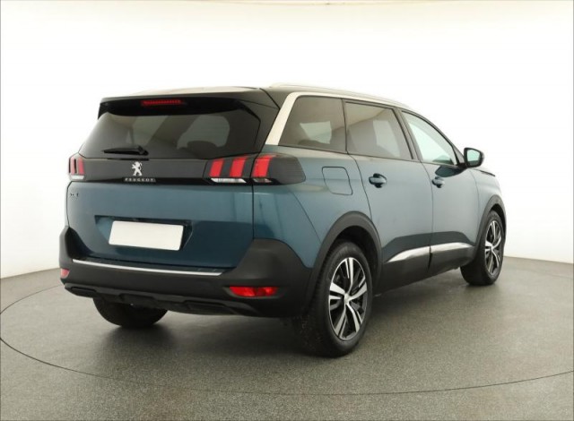 Peugeot 5008  1.6 BlueHDi Allure