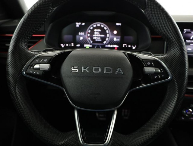 Škoda Kamiq  1.0 TSI Monte Carlo