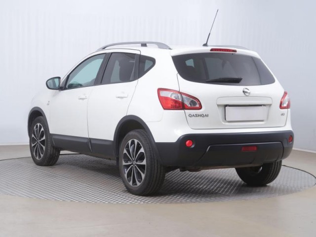 Nissan Qashqai  2.0 dCi 