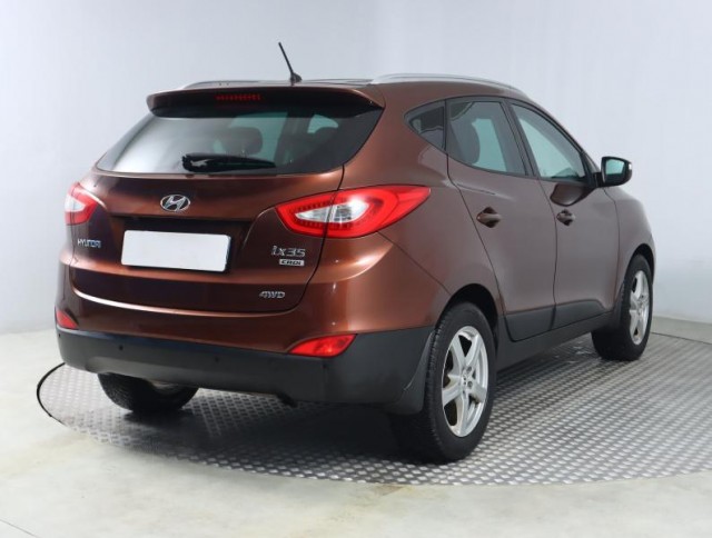 Hyundai ix35  2.0 CRDi Trikolor