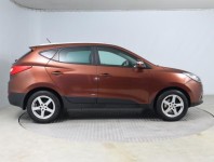 Hyundai ix35  2.0 CRDi Trikolor