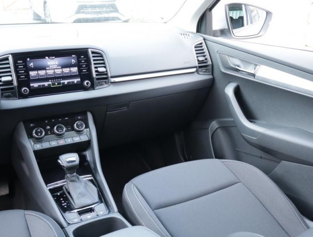 Škoda Karoq  1.5 TSI Ambition
