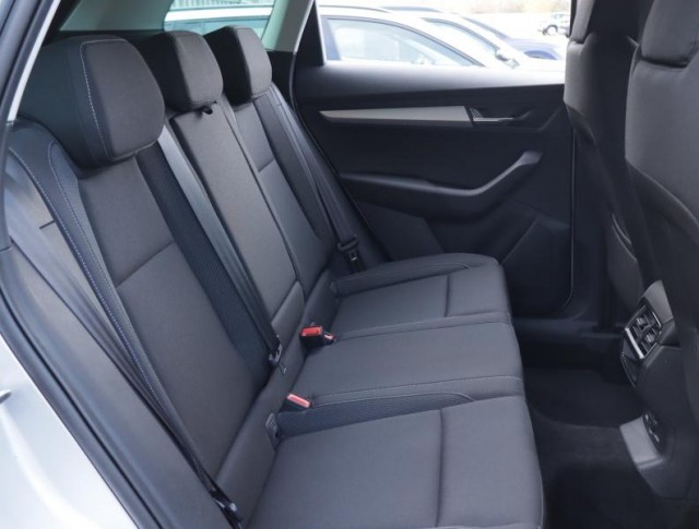 Škoda Karoq  1.5 TSI Ambition