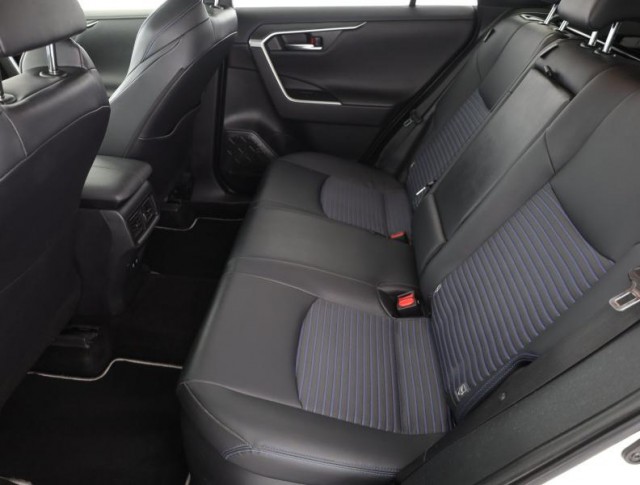 Toyota RAV 4  2.5 Hybrid 