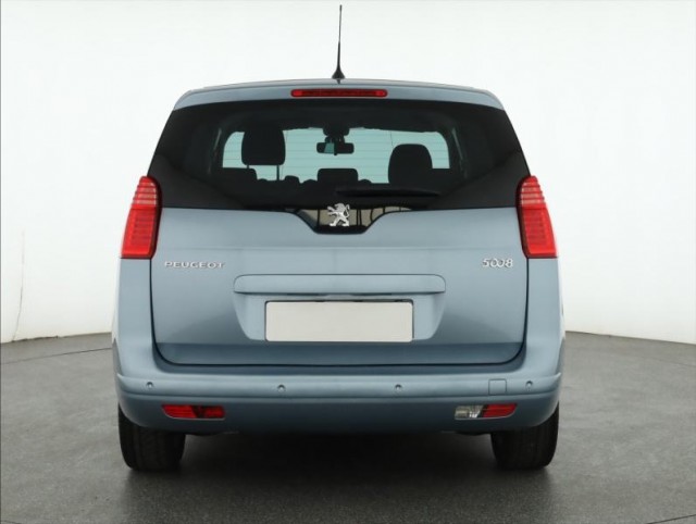 Peugeot 5008  2.0 HDI 