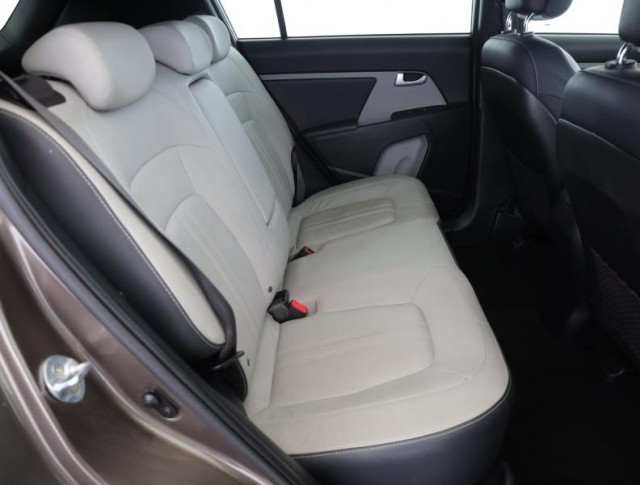 Kia Sportage  1.6 GDI 
