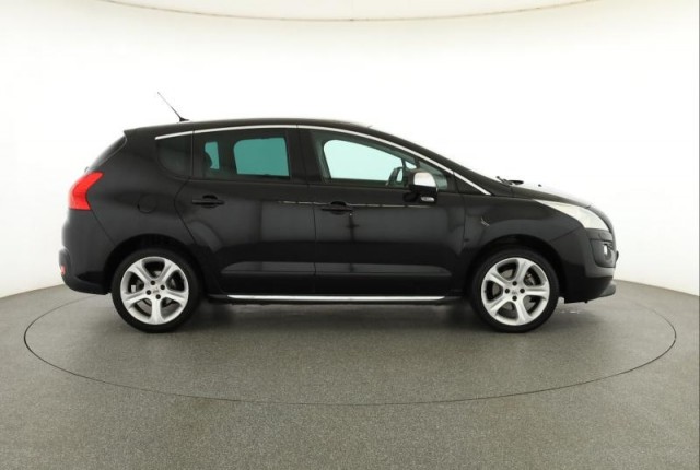 Peugeot 3008  2.0 HDi 