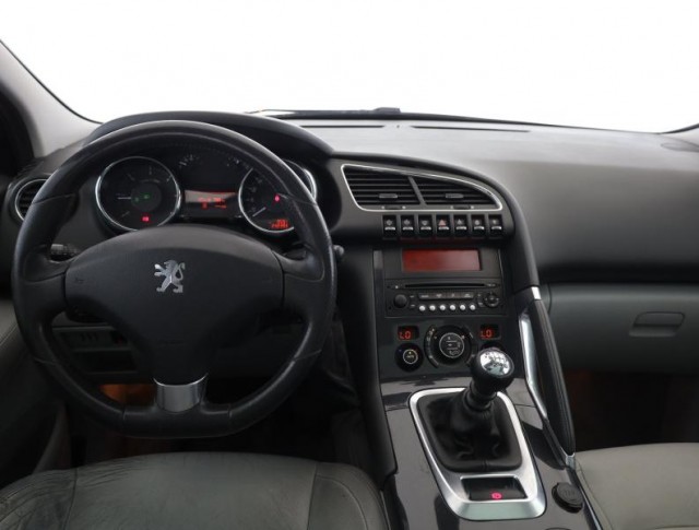 Peugeot 3008  2.0 HDi 