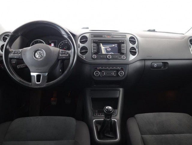 Volkswagen Tiguan  2.0 TDI Sport