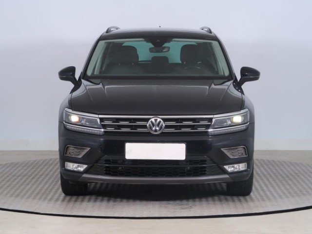 Volkswagen Tiguan  2.0 TSI 