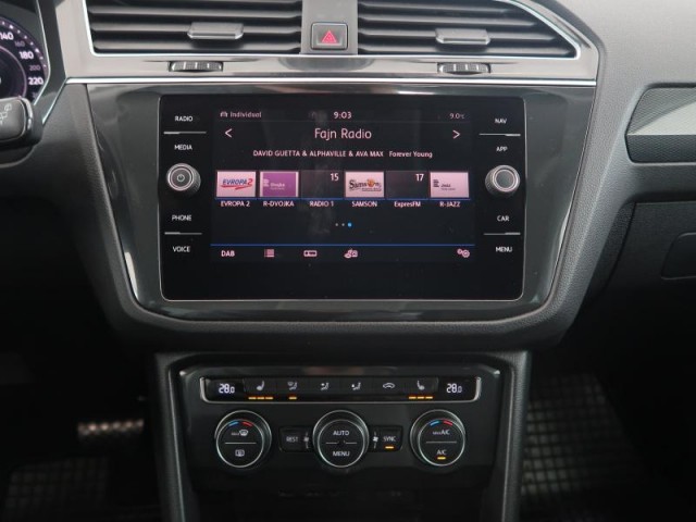 Volkswagen Tiguan  2.0 TSI 