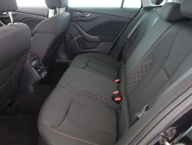 Škoda Kamiq  1.0 TSI Ambition