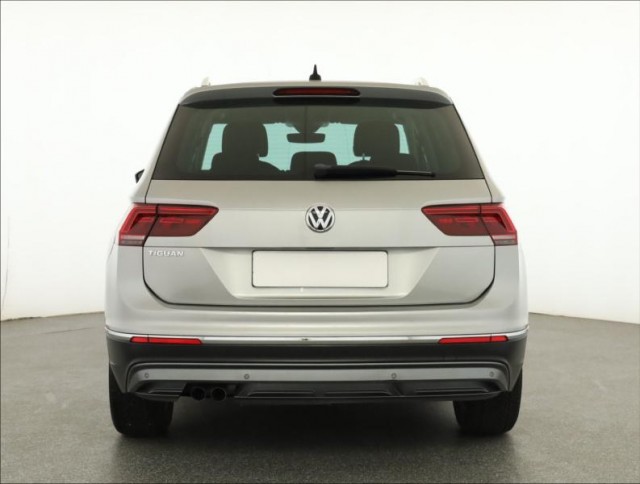 Volkswagen Tiguan  2.0 TDI 
