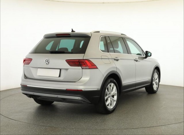 Volkswagen Tiguan  2.0 TDI 