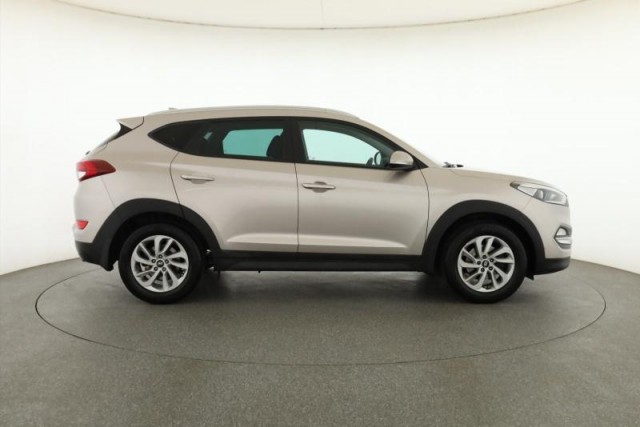 Hyundai Tucson  1.6 T-GDI 