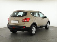 Nissan Qashqai  1.6 