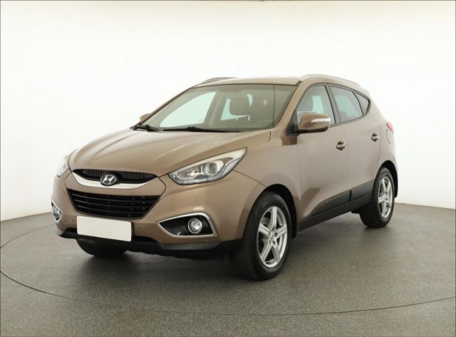 Hyundai ix35  2.0 CRDi Trikolor