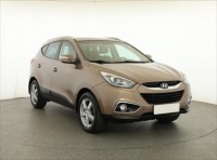 Hyundai ix35  2.0 CRDi Trikolor