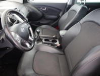 Hyundai ix35  2.0 CRDi Trikolor