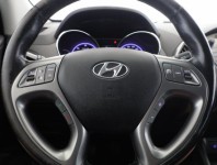Hyundai ix35  2.0 CRDi Trikolor