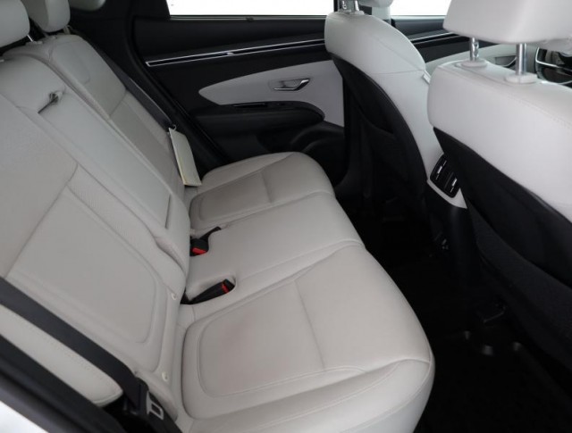 Hyundai Tucson  1.6 T-GDI 48V MHEV 