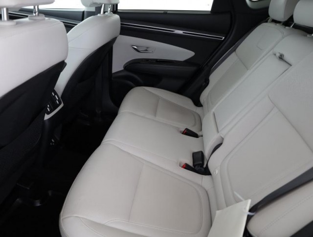 Hyundai Tucson  1.6 T-GDI 48V MHEV 