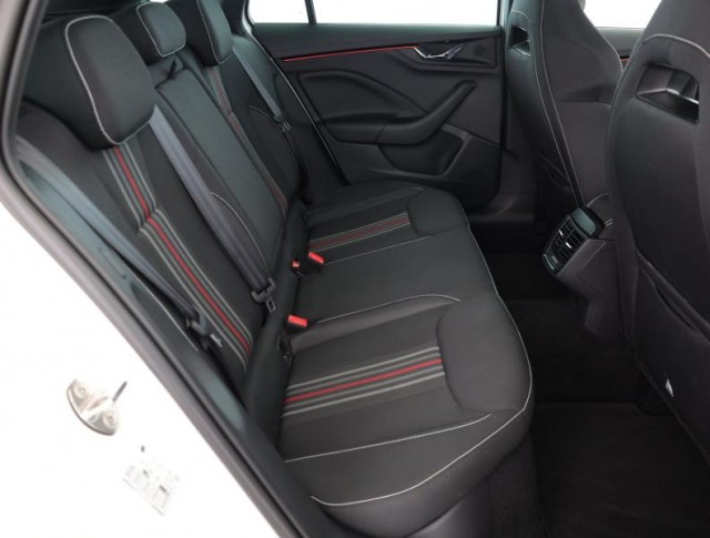 Škoda Kamiq  1.0 TSI Monte Carlo