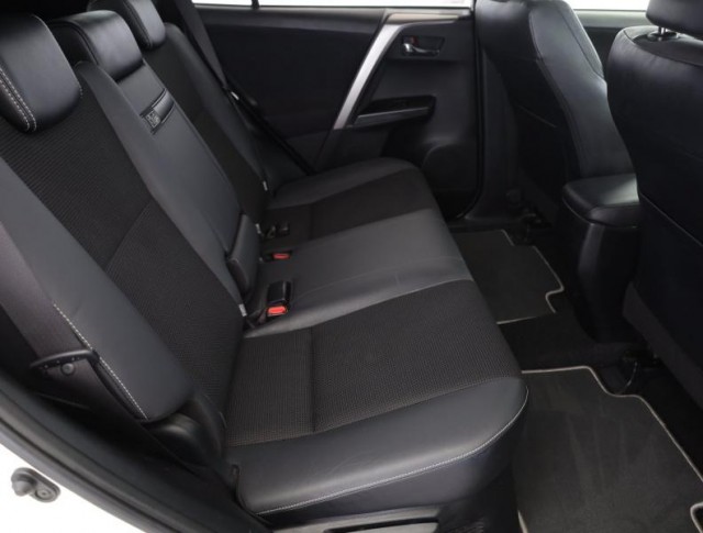 Toyota RAV 4  2.5 Hybrid 