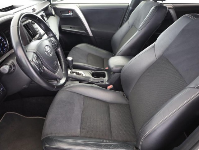 Toyota RAV 4  2.5 Hybrid 